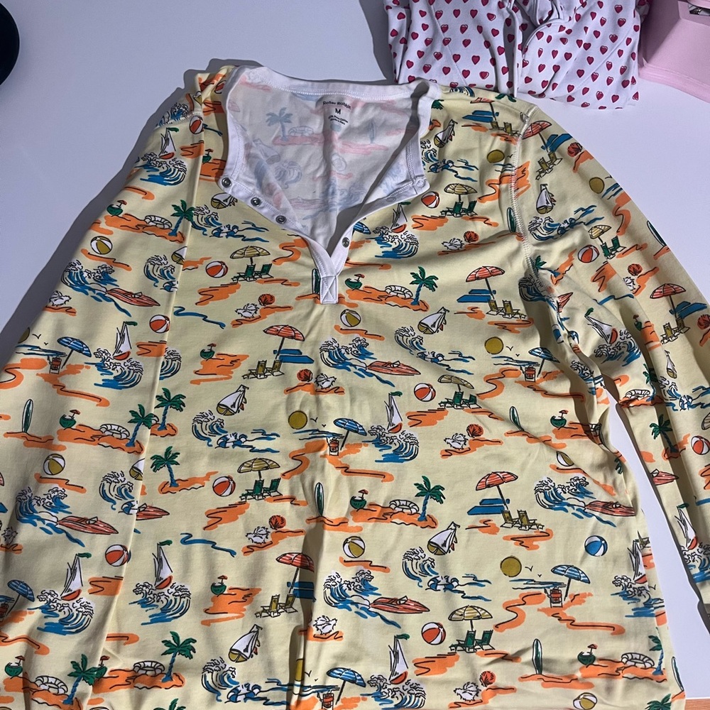 Roller Rabbit Beach Party Pajama set